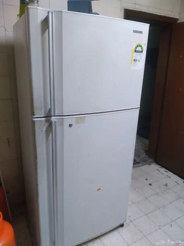 اتنين ثلاج للبيع واحده 110 واحده220 1