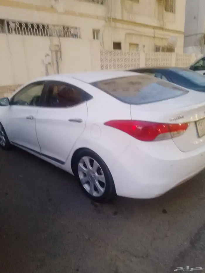 Hyundai Elantra 2013 4
