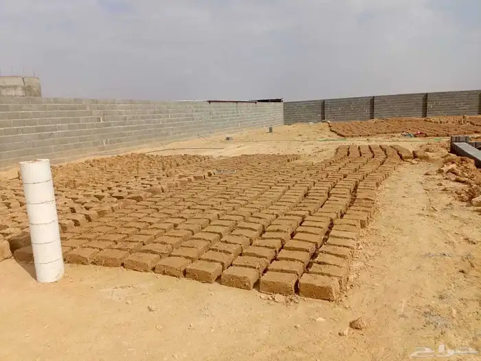 بناء وترميم بيوت الطين والحجر والاسقف اثل وجريد لياسه طينيه 11