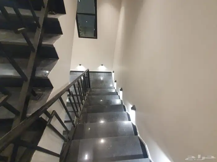 ملحق   شقة   للبيع 2