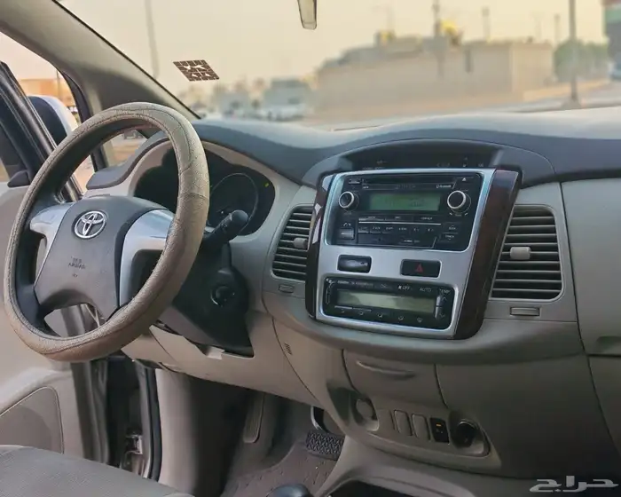 تويوتا انوفا 2013 8