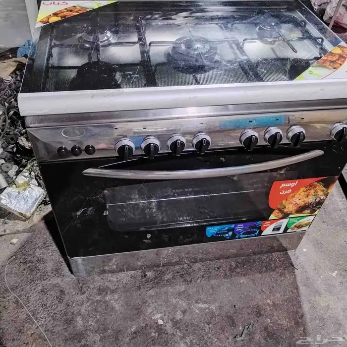 فرن سعودي ممتاز جدا فرن وعيون معه ضمان شهر سعره 400 0