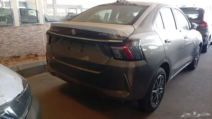 سوزوكي ديزاير GLX الشكل الجديد موديل 2025 8
