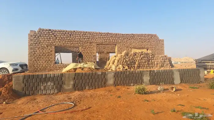 اعمال تراث بنا با الطين وتليوسات وسقف وجريد واثل 5