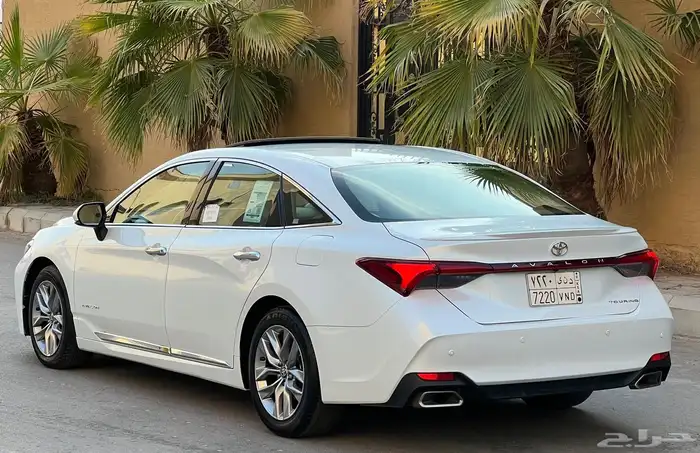 تويوتا افالون 2021 تورنق (بحالة ممتازة) 6