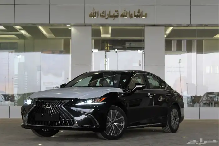 لكزس - ES250 لاكجيري - 2025 - نص فل - خليجي 4
