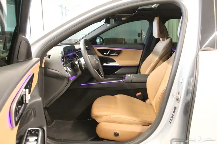 مرسيدس E200 2024 9