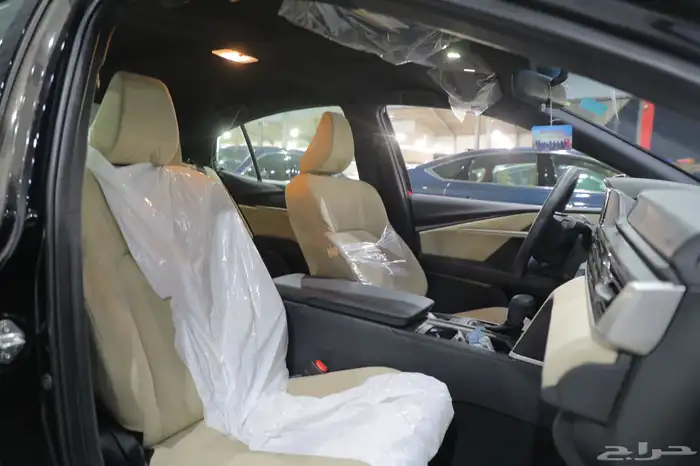 تويوتا كامري E استاندر 2025 اسود ) اقل سعر ) 13