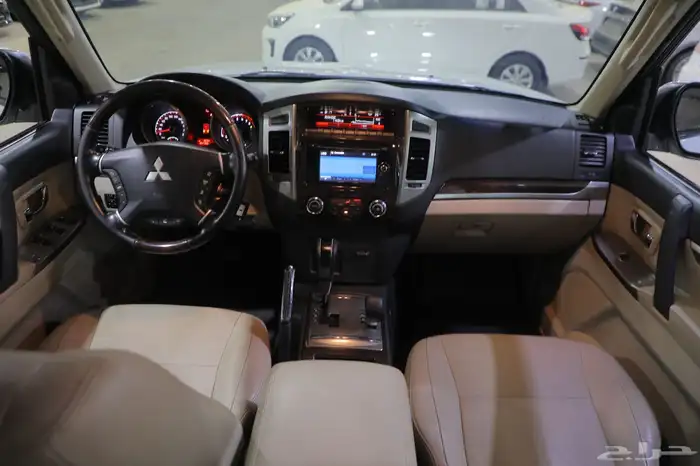 ميتسوبيشي باجيرو 2019 فل كامل 10