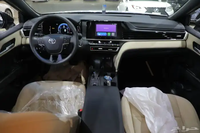 تويوتا كامري E استاندر 2025 اسود ) اقل سعر ) 10