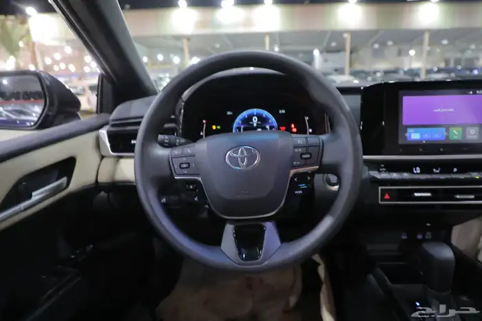 تويوتا كامري E استاندر 2025 اسود ) اقل سعر ) 11