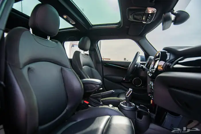 ميني كوبر 2020 الممشى 119000 يوجد تعديل بسيط في باب الشنطة 21