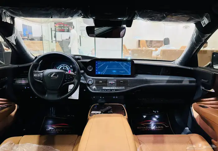 لكزس LS350 2025 عبداللطيف جميل ( بحالة الوكالة ) 7