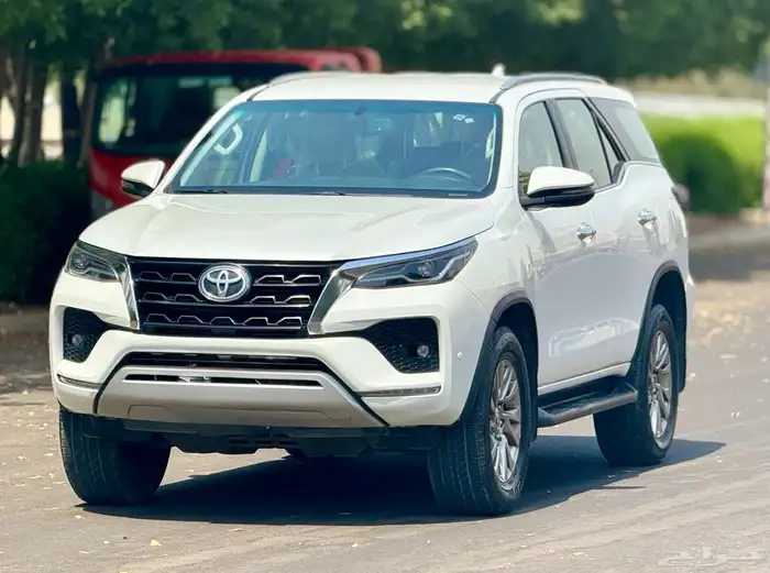 فورتشنر 2023 دبل فل كامل للبيع 5