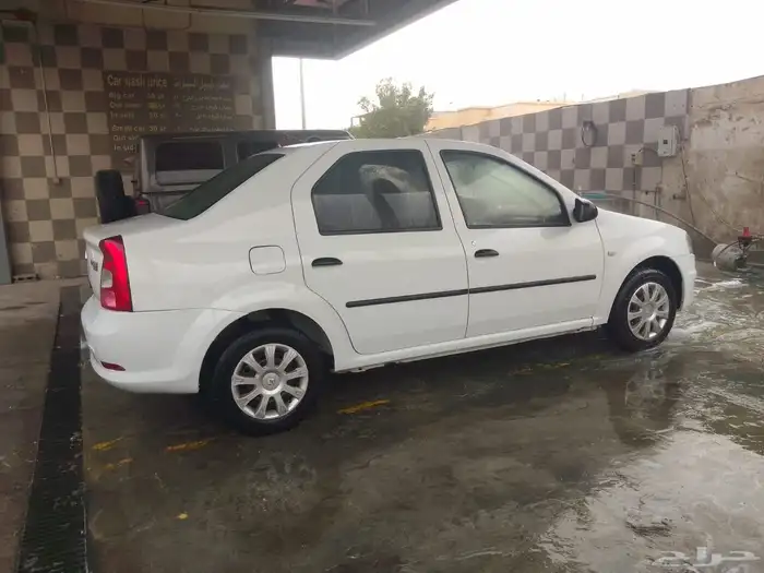 رينو لوجان اوتوماتيك موديل 2013 0