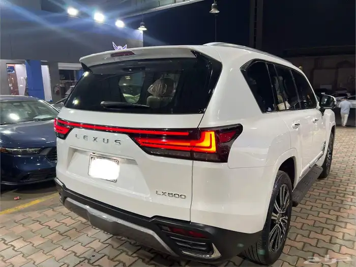 جيب لكزس LX600 2023 BB 4