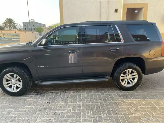 تاهو 2017 LS للبيع نظيف بإسم راعيه من الوكاله 7