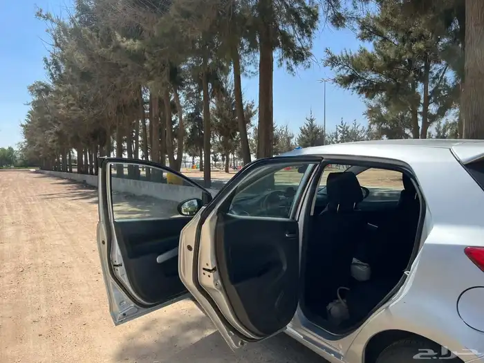 مازدا 2 2011 للبيع 9