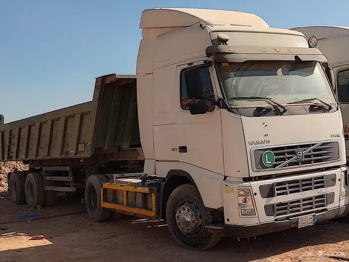 تريله موديل 2005 فلفو معى صندوق مقاس 18 صاج التريله مفحوص 1