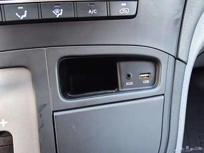 هيونداي H1 ديزل 12 مقعد موديل 2021م وارد كوريا 23