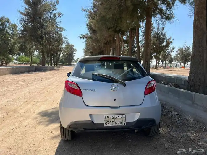 مازدا 2 2011 للبيع 5