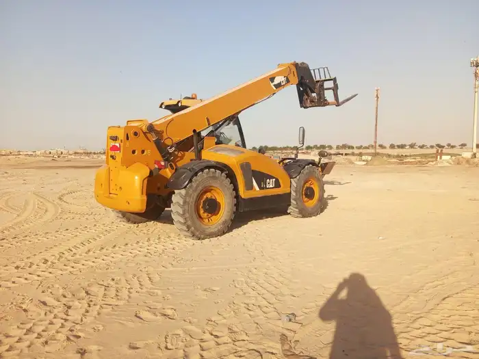 Telehandler for rent and for sale 2015 model in jubail تلي 2
