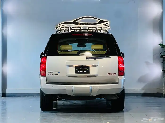 يوكن 2011 SLT نظيف وبحاله ممتازه 2