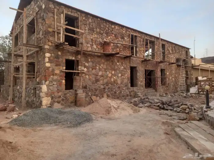 أعمال حجر بجميع انوعها ويوجد منشارحجر طبيعي 9