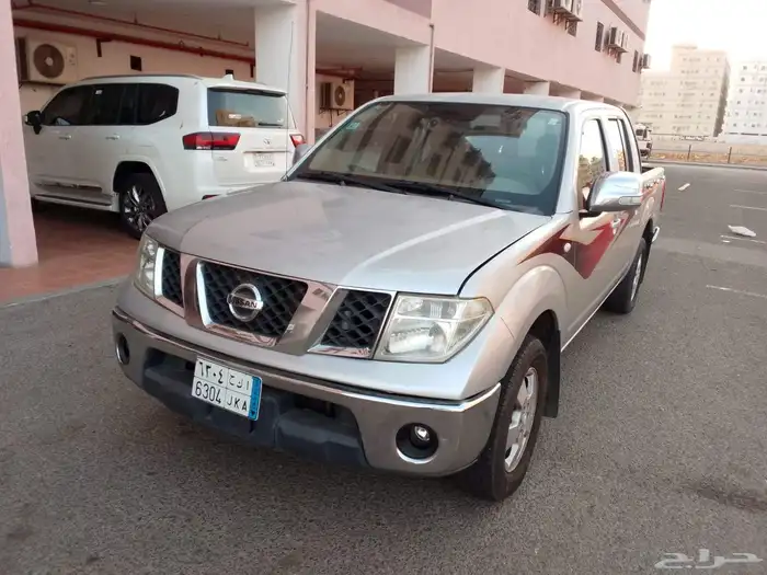 نيسان نافارا الموديل 2011 اوتوماتيك 3