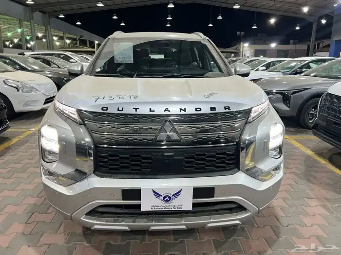 ميتسوبيشي اوتلاندر بريميوم 2025 كاش _أقساط جميع البنوك وشركا 0