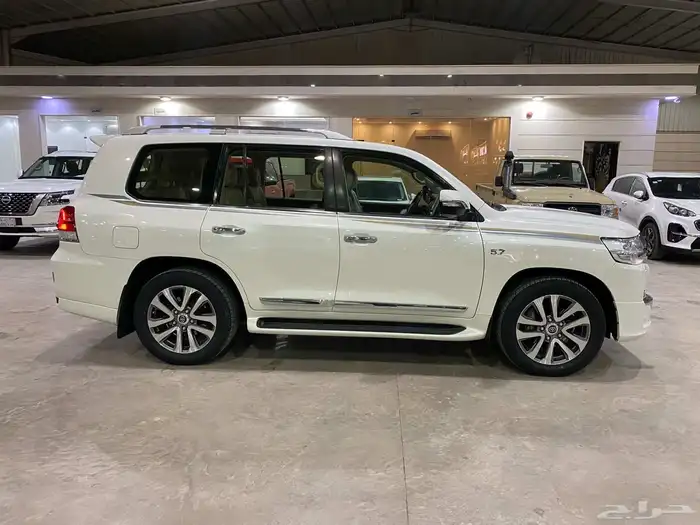 للبيع في اكس اس 2020 فل كامل VXS 5