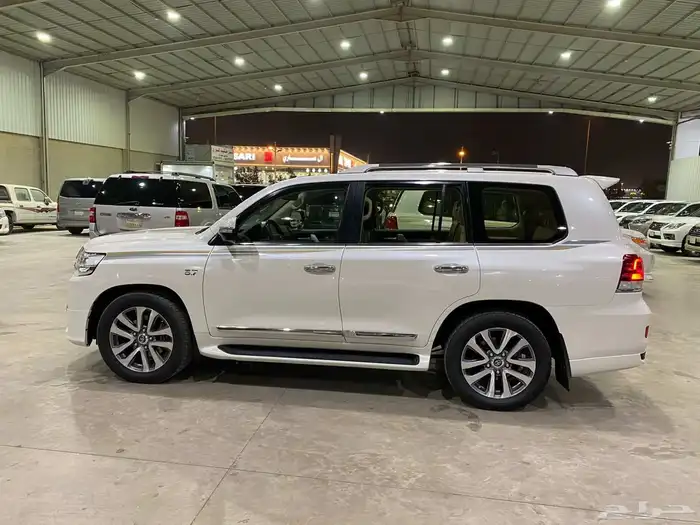 للبيع في اكس اس 2020 فل كامل VXS 6