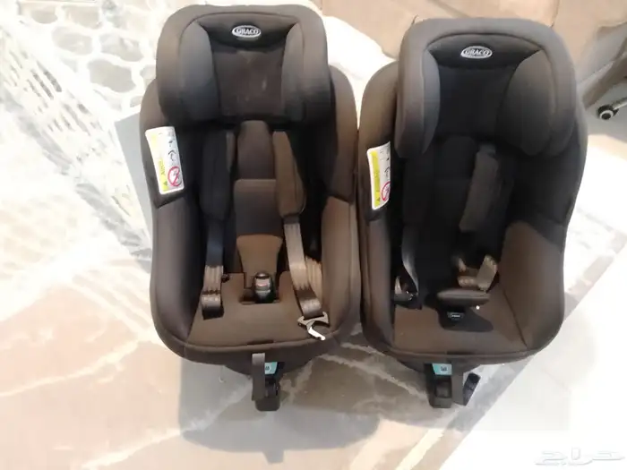 كرسي سيارة للأطفال ماركة جراكو 2