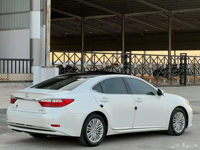 لكزس - ES - 2015 - سعودي - فل 1