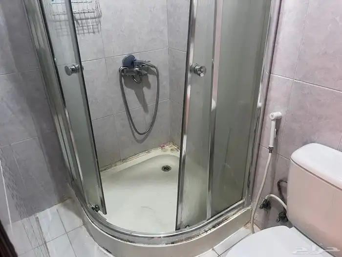 شقة للإيجار حي المروه 8