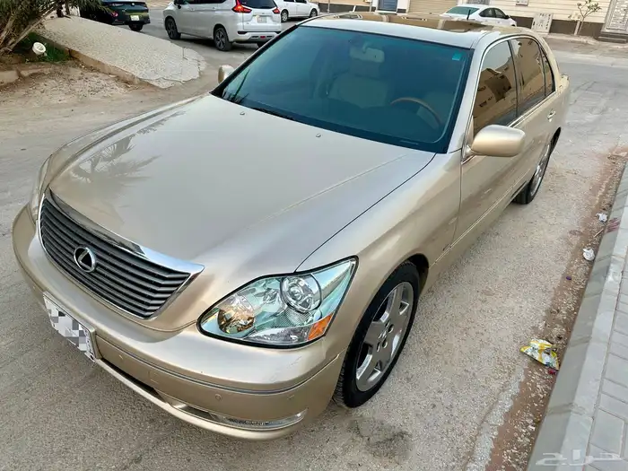 لكزس LS430 2004 مخزن نظيف جدا 2