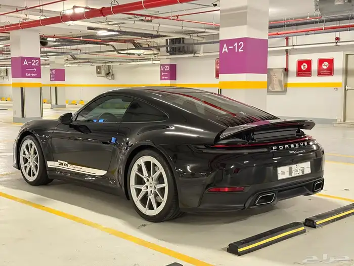 Porsche 911 Carrera 2025 - جديده 5