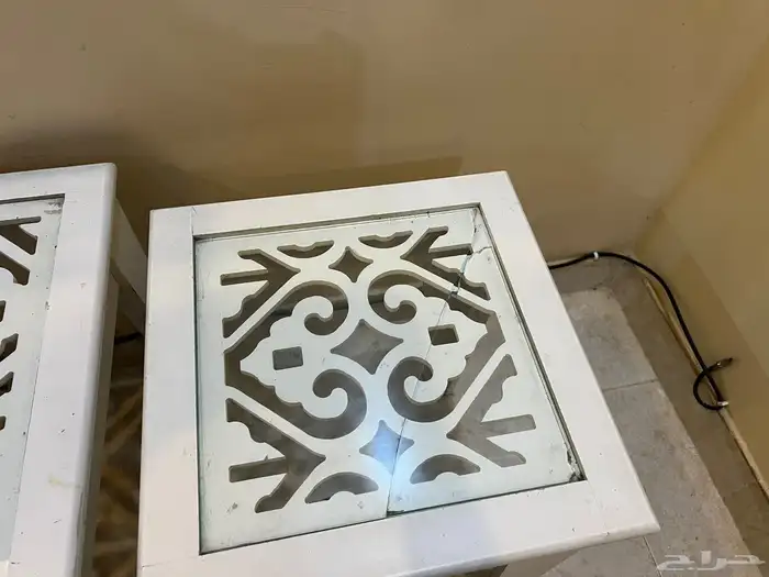 كنب وطاولة طعام للبيع 9