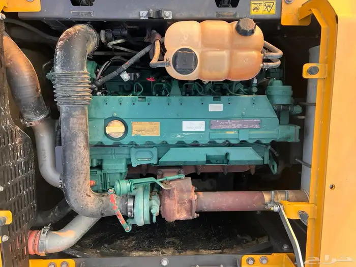 للبيع 2 بوكلينات فولفو 2023 وارد الفطيم (سعودي) 5