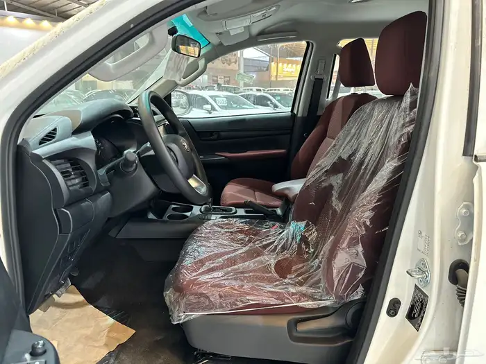 تويوتا هايلكس بنزين قيرتوماتيك سلق2025(114900) شامل الضريبة 3