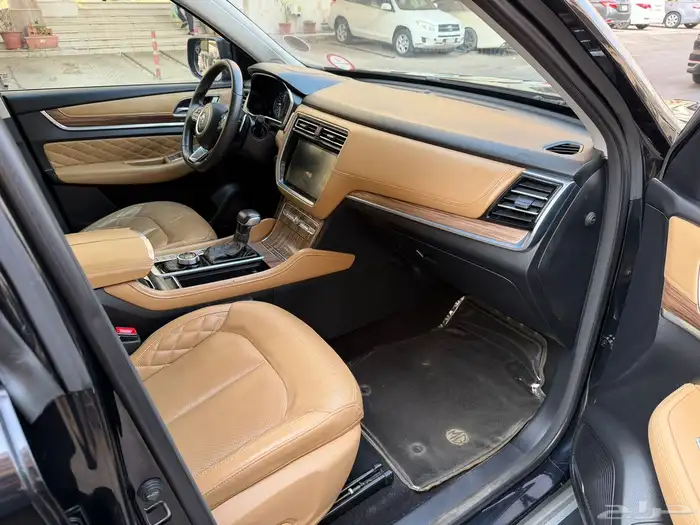 ام جي RX8 2020 فل كامل الحد 24