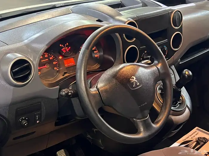 بيجو بارنتر 2015 بودي وكالة 12