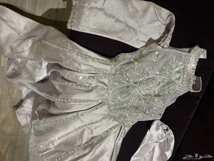 فستان للبيع 0