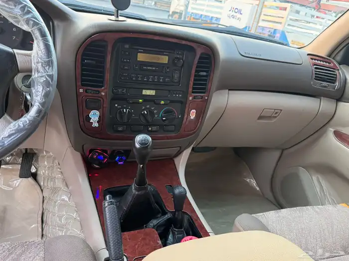 لاندكروزر جكسار 2000 نظيف قير عايدي 22