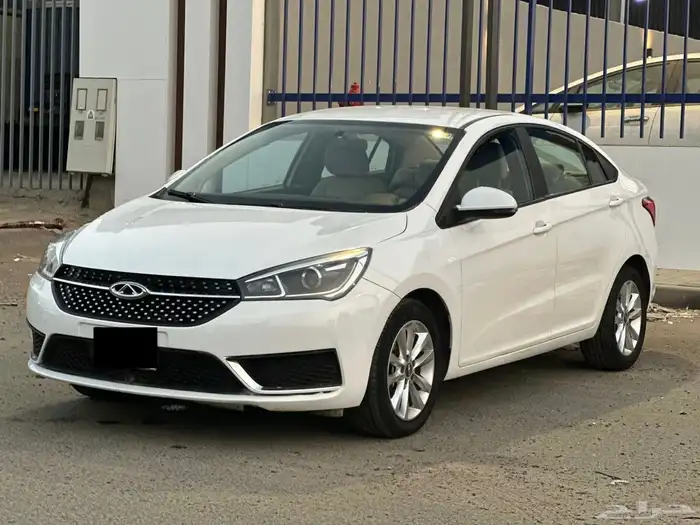 شيري اريزو 5 موديل 2023 السعر 23000 الف 5