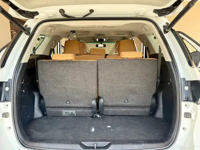 فورتشنر 2023 دبل فل كامل للبيع 10