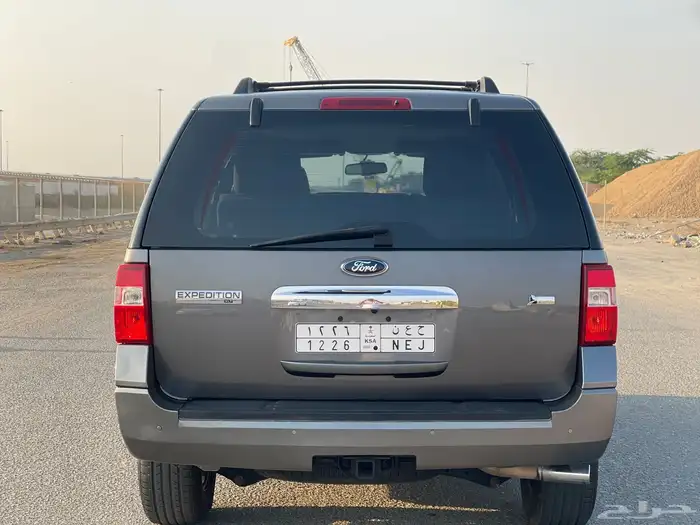 فورد اكسبيدشن 2014 5