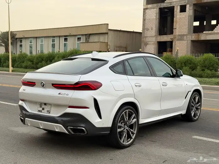 بي ام دبليو X6 2022 M50i kit m - ناغي 8 سلندر 4