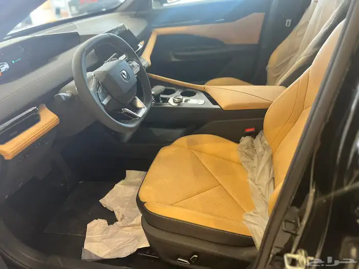 الحقو عروض نوفمبر يوني في جميع الفئات والالوان 40