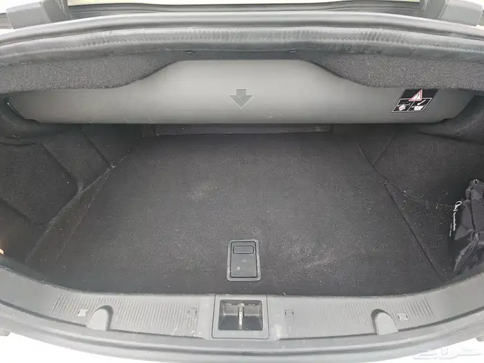 كشف مخزن CLK350 مديل 2008 15